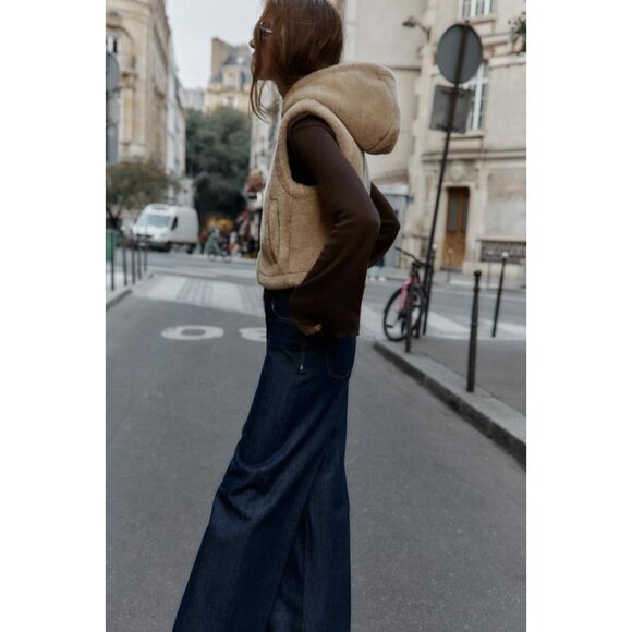 ZARA SHEARLING TOGGLE VEST - Picture 3 of 8